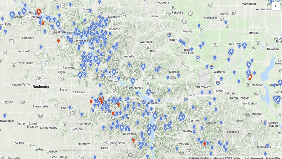 Golden Eagles reported in the Driftless between December and March, from 2012 to 2022. Map generated by eBird.org