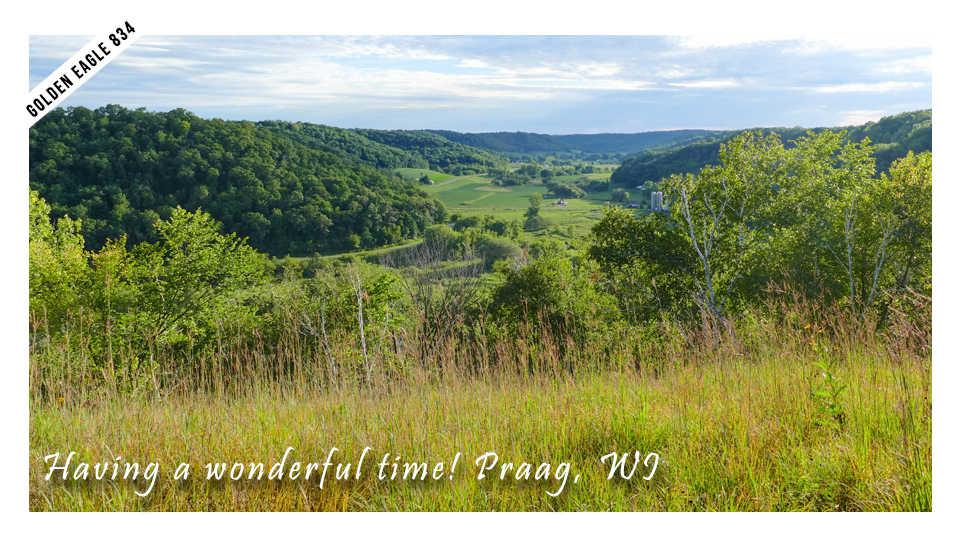 Having a wonderful time! 834's postcard from Praag, WI